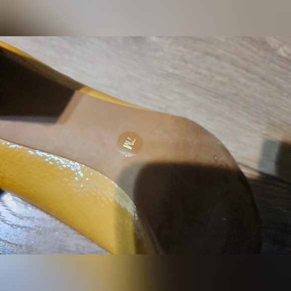 Tory Burch Calista Pumps Heels - Picture 6 of 7